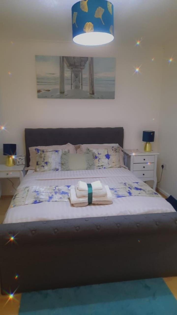 Lovely 2-Bed House In The Heart Of Woodhouse Leeds Leeds  Esterno foto